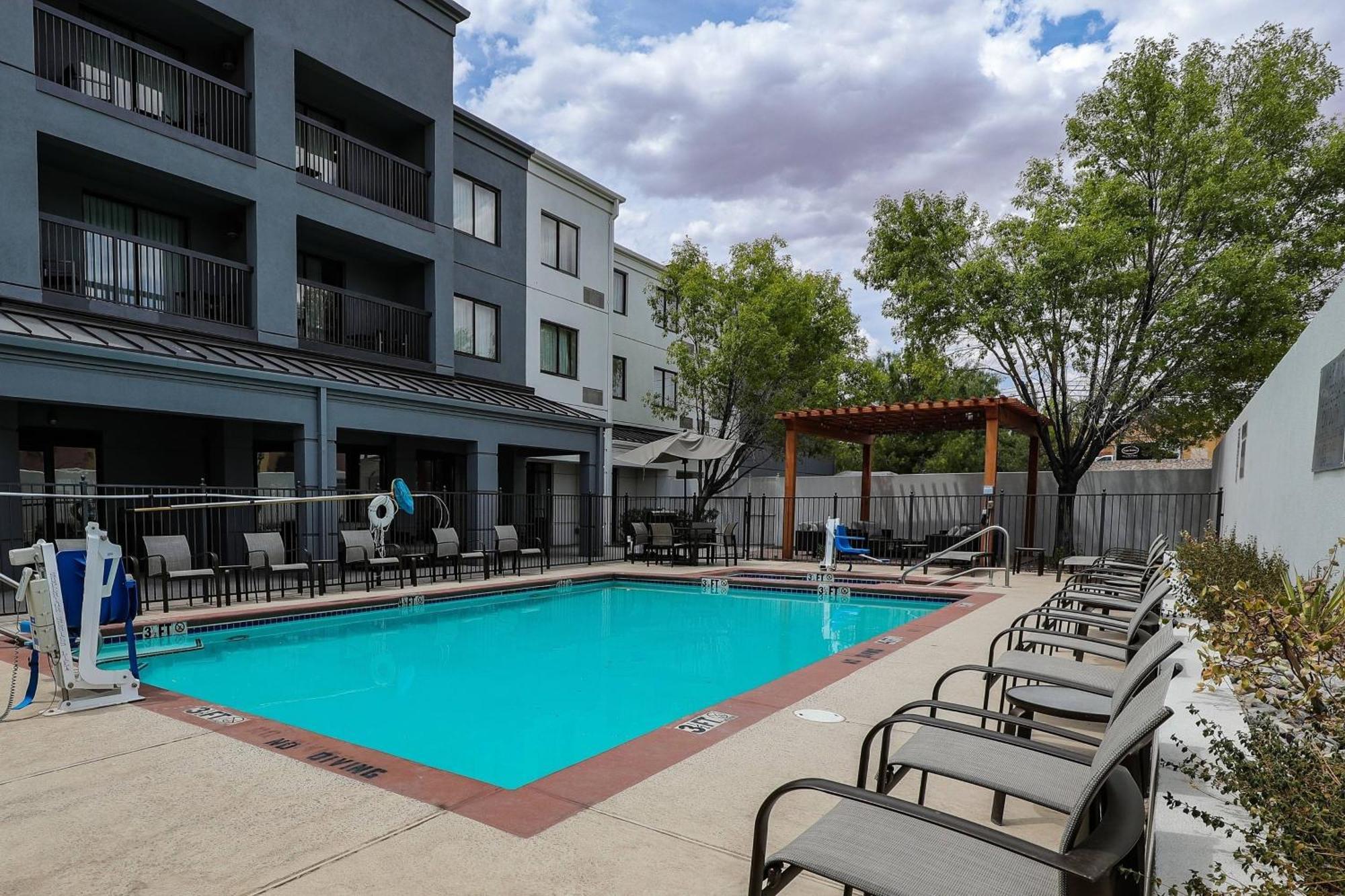 Courtyard El Paso Airport Otel Dış mekan fotoğraf